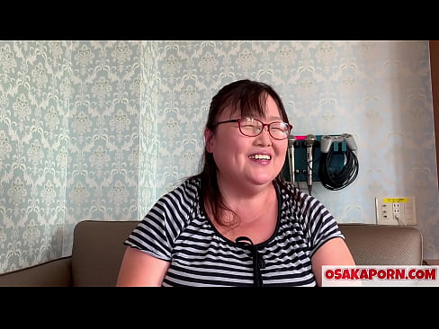 ❤️ Fat Japanese mom a 'sealltainn a h-mòr tits agus a' còrdadh ri feise dèideag. Tha màthair Àisianach 51-bliadhna a’ bruidhinn mun eòlas gnèitheasach aice. Yukiko 1 OSAKAPORN milf reamhar ❤️ Super porn leinn ❌